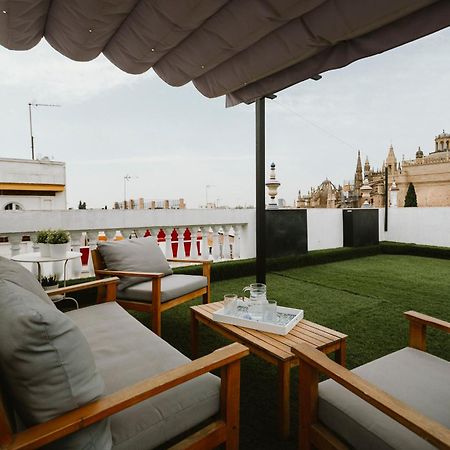 Complete Studio With Terrace - 1Bth- La Giralda Apartment Seville Luaran gambar