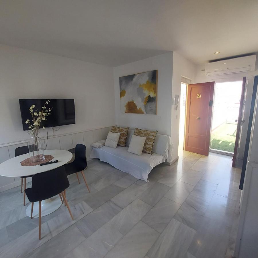 Complete Studio With Terrace - 1Bth- La Giralda Apartment Seville Luaran gambar