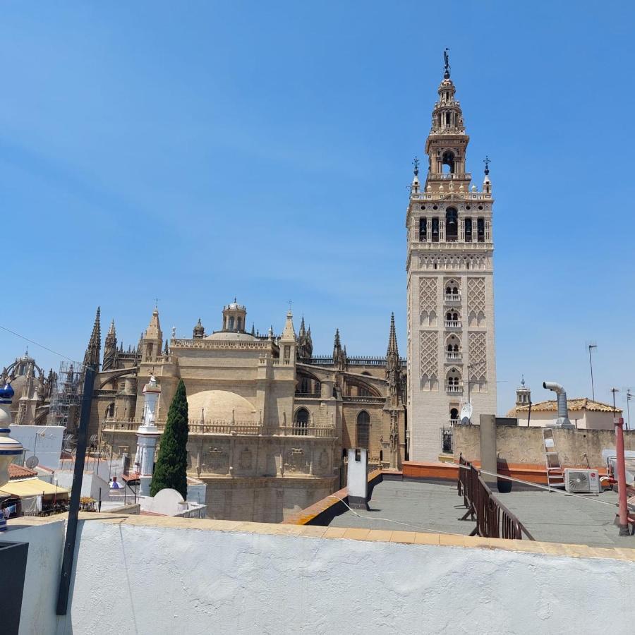 Complete Studio With Terrace - 1Bth- La Giralda Apartment Seville Luaran gambar