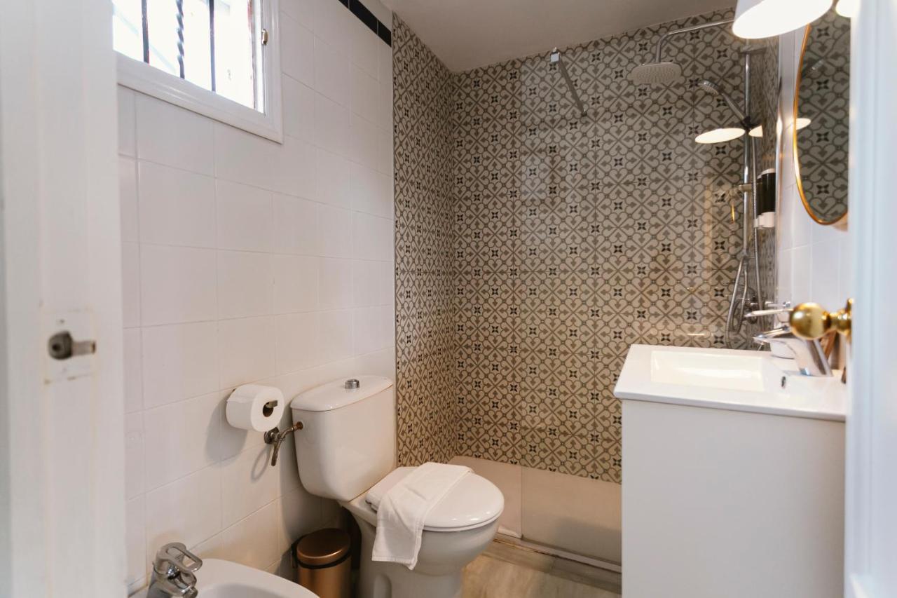 Complete Studio With Terrace - 1Bth- La Giralda Apartment Seville Luaran gambar