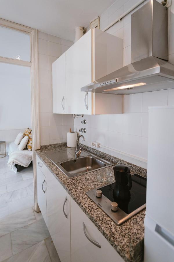 Complete Studio With Terrace - 1Bth- La Giralda Apartment Seville Luaran gambar